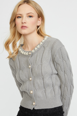 CABLE CARDIGAN W/ PEARL TRIM IN SILVER