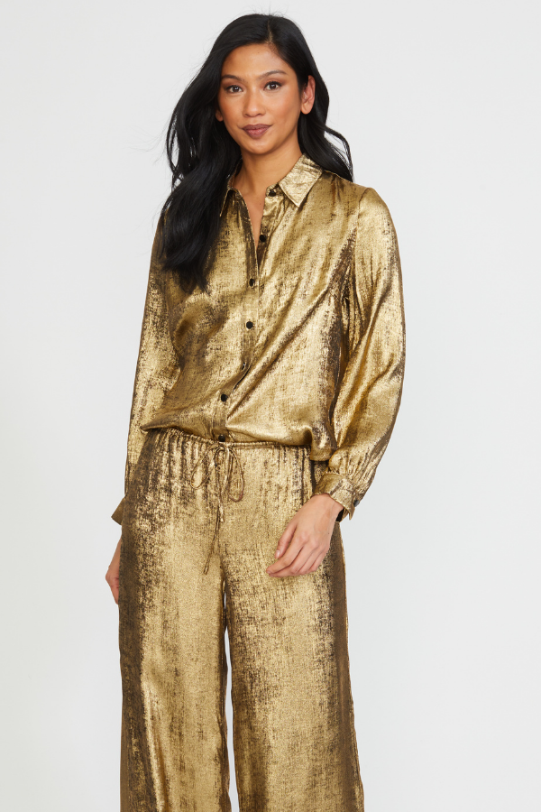 RELAXED FIT BUTTON DOWN IN GOLD