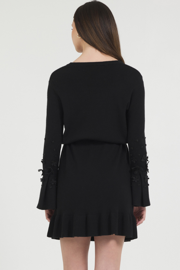 FLOWER TRIMMED TRUMPET SLV SWEATER DRESS