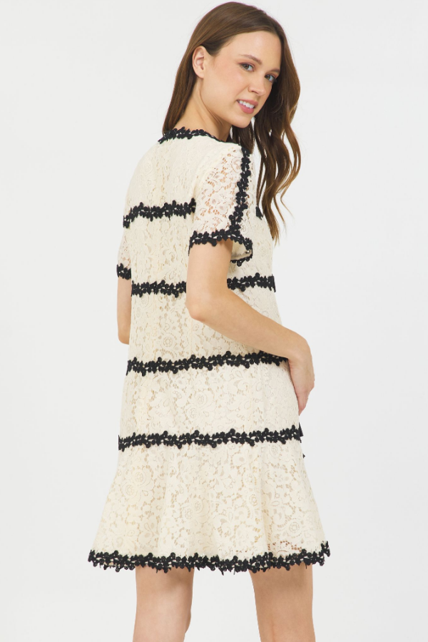 S/S LACE DRESS W/CONTRAST COLOR BOW TRIM CREAM