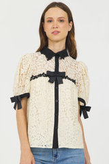 LACE S/S BUTTON DOWN SHIRT W/BOW TRIM CREAM