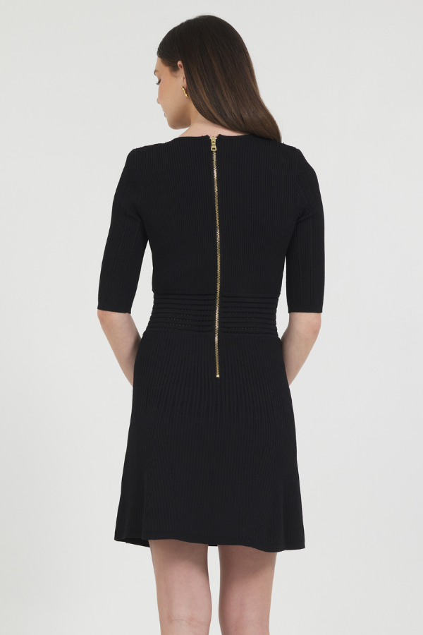 FITTED KNIT DRESS WITH GOLD BUTTON DETAILS
