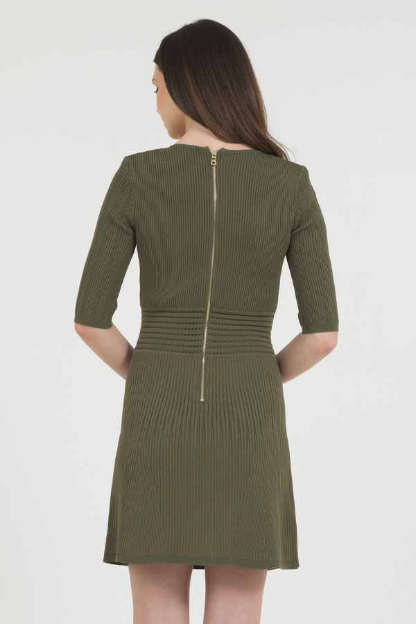 FITTED KNIT DRESS WITH GOLD BUTTON DETAILS