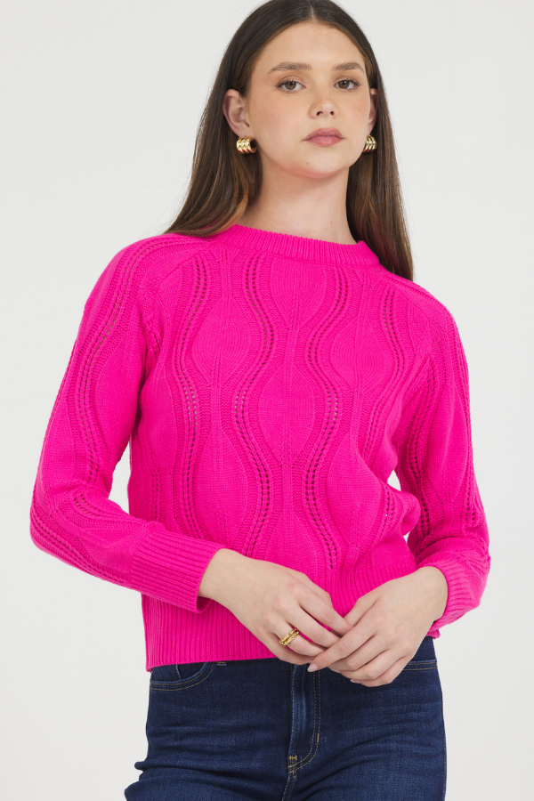 WAVY TEXTURED CREW NECK PULLOVER