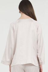 SCOOP NECK WIDE SLEEVE BLOUSE